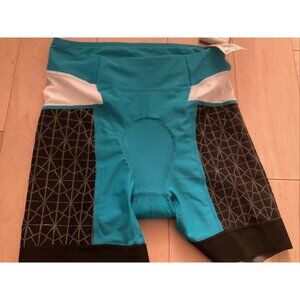 TYR Competition Triathlon Shorts Size Small 6 Inch